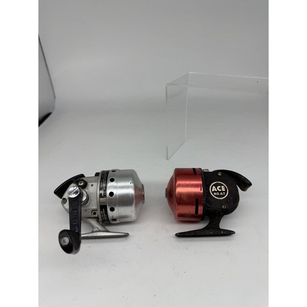 Lot of 2 Vtg Daiwa Silvercast‎ 212RL & ACE No 67 Spincast Fishing Reel